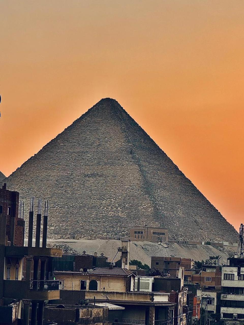 Khufu Pyramids Inn Nazlet el-Sîsi Eksteriør bilde