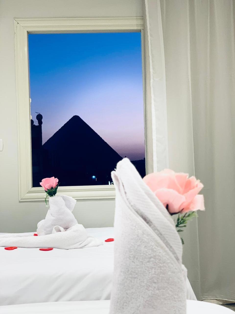 Khufu Pyramids Inn Nazlet el-Sîsi Eksteriør bilde