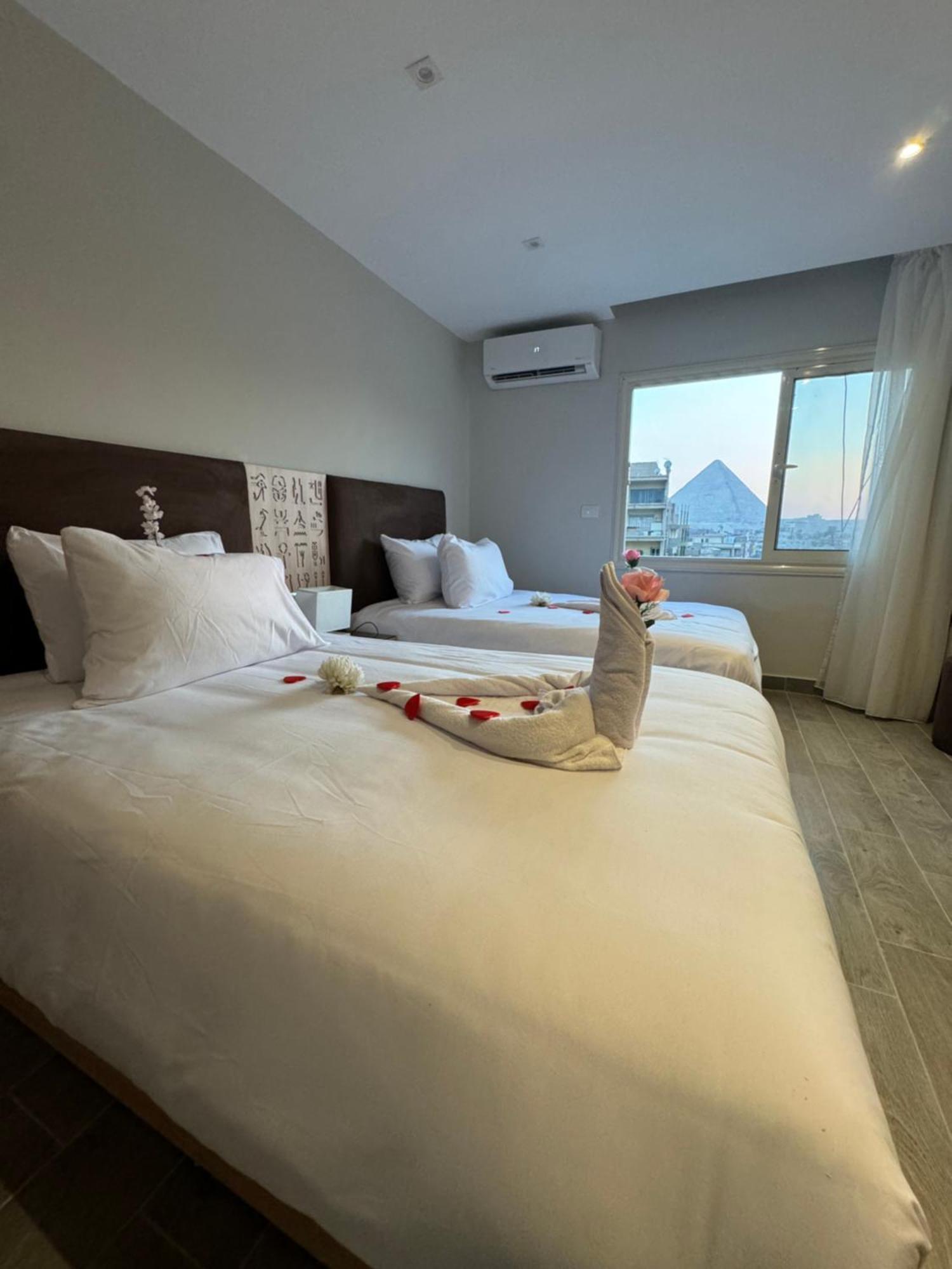 Khufu Pyramids Inn Nazlet el-Sîsi Eksteriør bilde